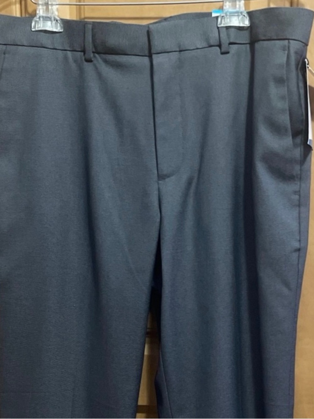 Perry Ellis Portfolio Men's Flat-Front Dress Pants in Brushed Nickel NWT $85
